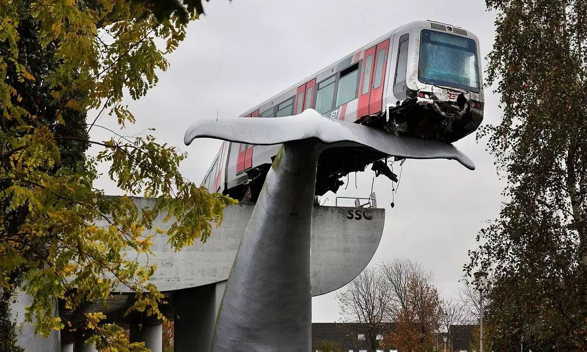 Runaway metro train saved by Whale sculpture