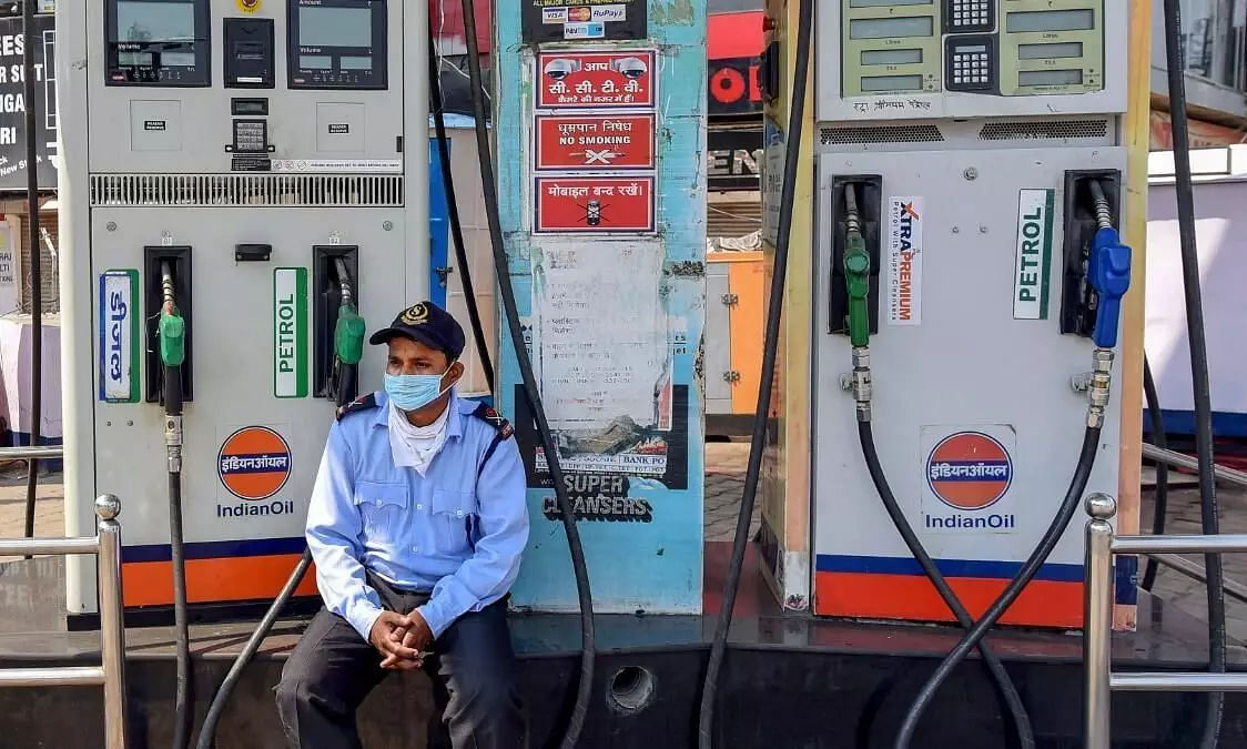 There Will be No Increase in Petrol & Diesel Prices, says Prakash Javadekar