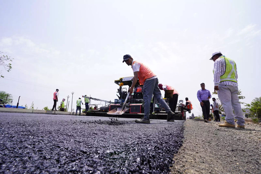 nhai sets new guinness world record for laying 75 km road in just 5 days - sentinelassam