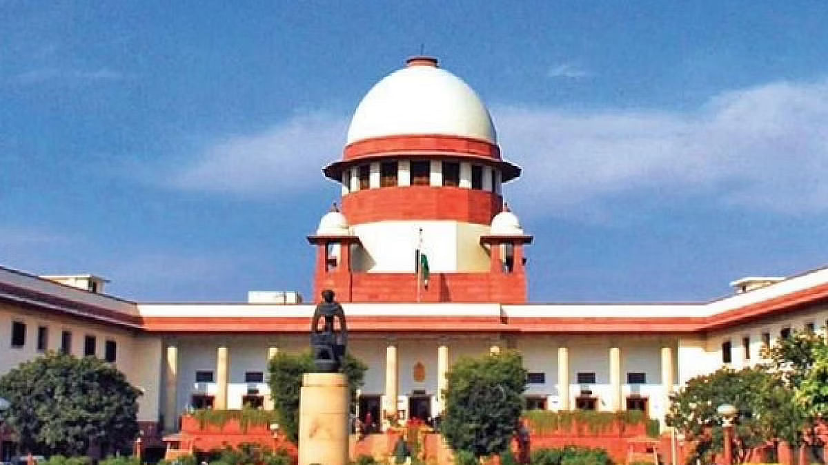 Corrupt people are destroying country, getting away with corruption: Supreme Court (SC)